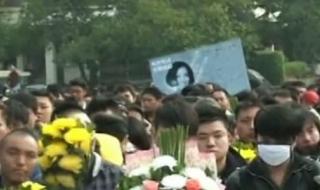 来生还要一起走歌曲原唱 来生还要做一个女人